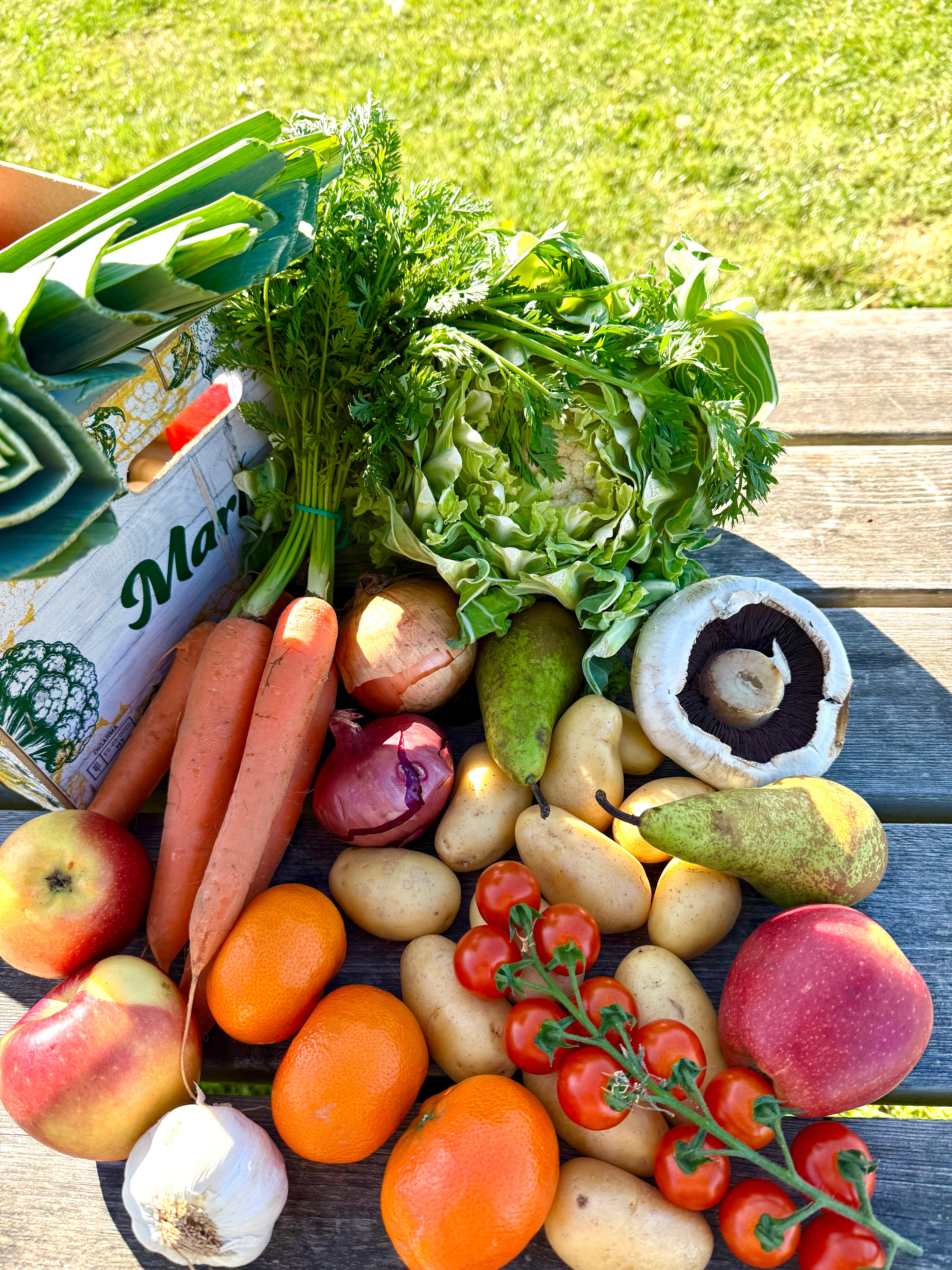 Fresh Fruit & Vegetable Boxes